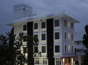Отель Kings Cross Residency  Chennai